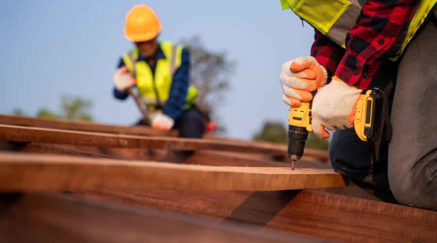 Expert tile roof repair services in East Rochester, OH